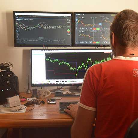 Perbedaan Antara Binary Options dan Forex Trading